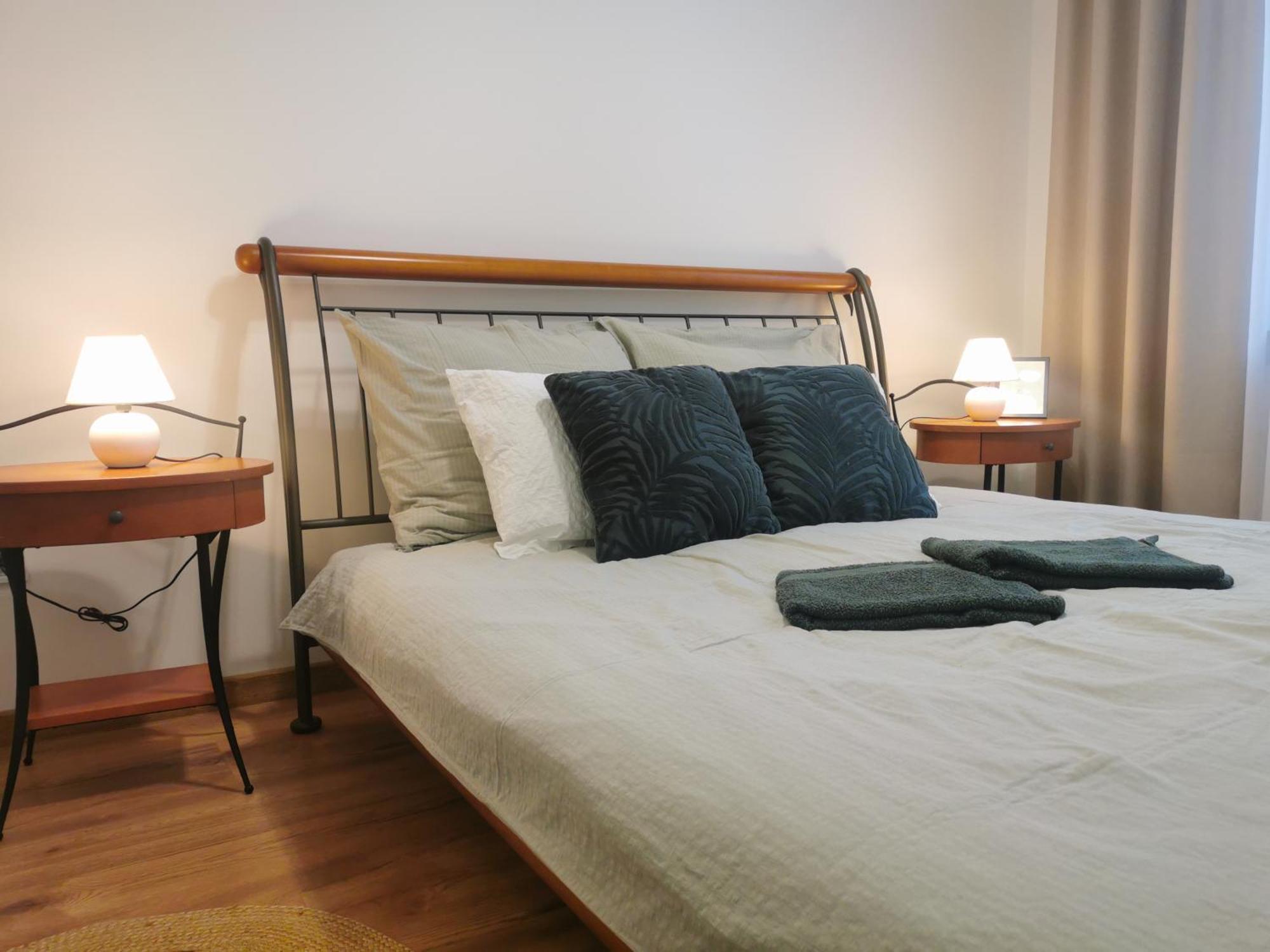 Atlas Apartment In The Historical Center Of Kosice With Free Private Parking Ngoại thất bức ảnh